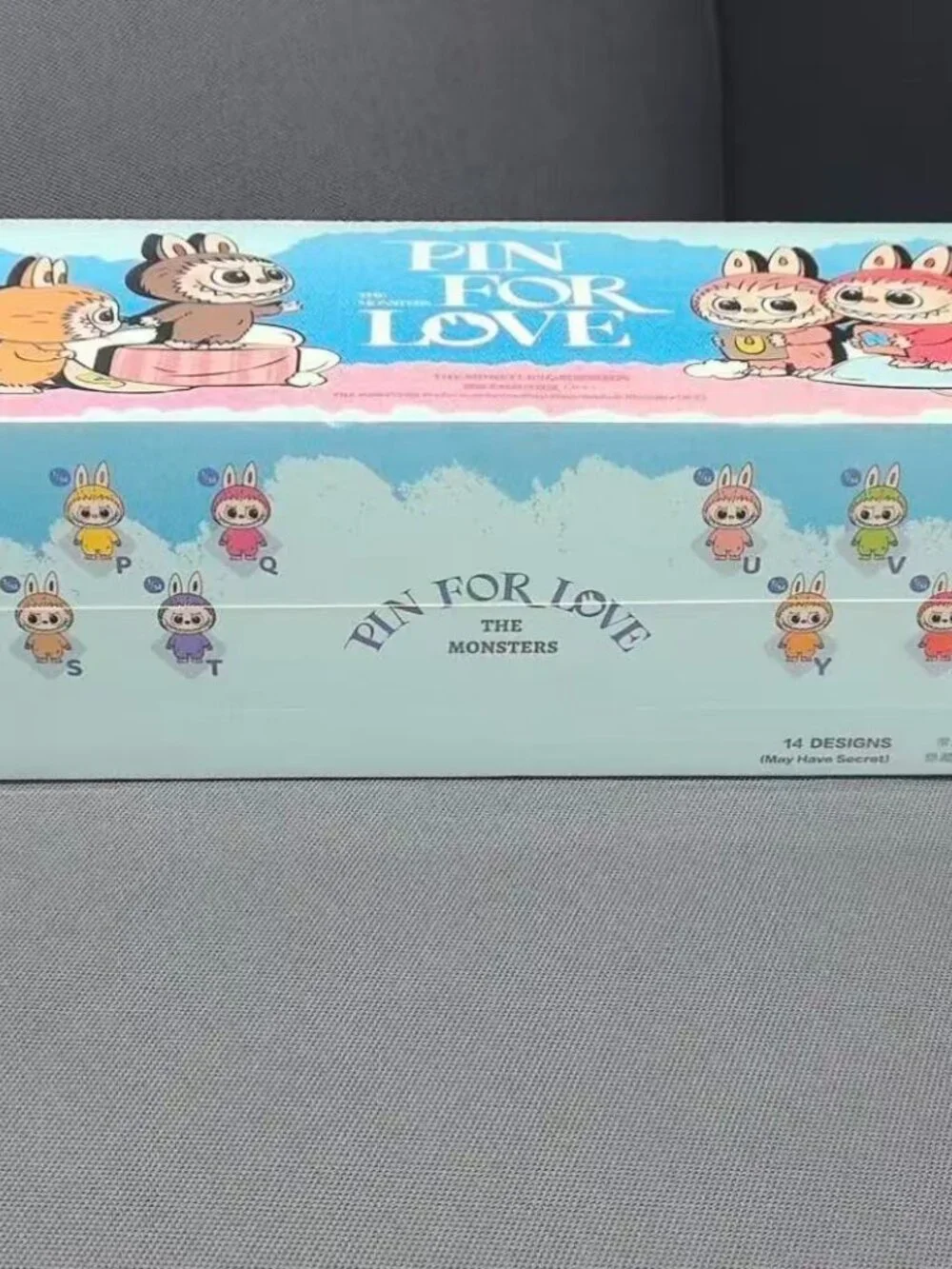 【BIE sealed box】 labubu 4.0 Pin For Love series full case sealed box - Picture 3 of 4